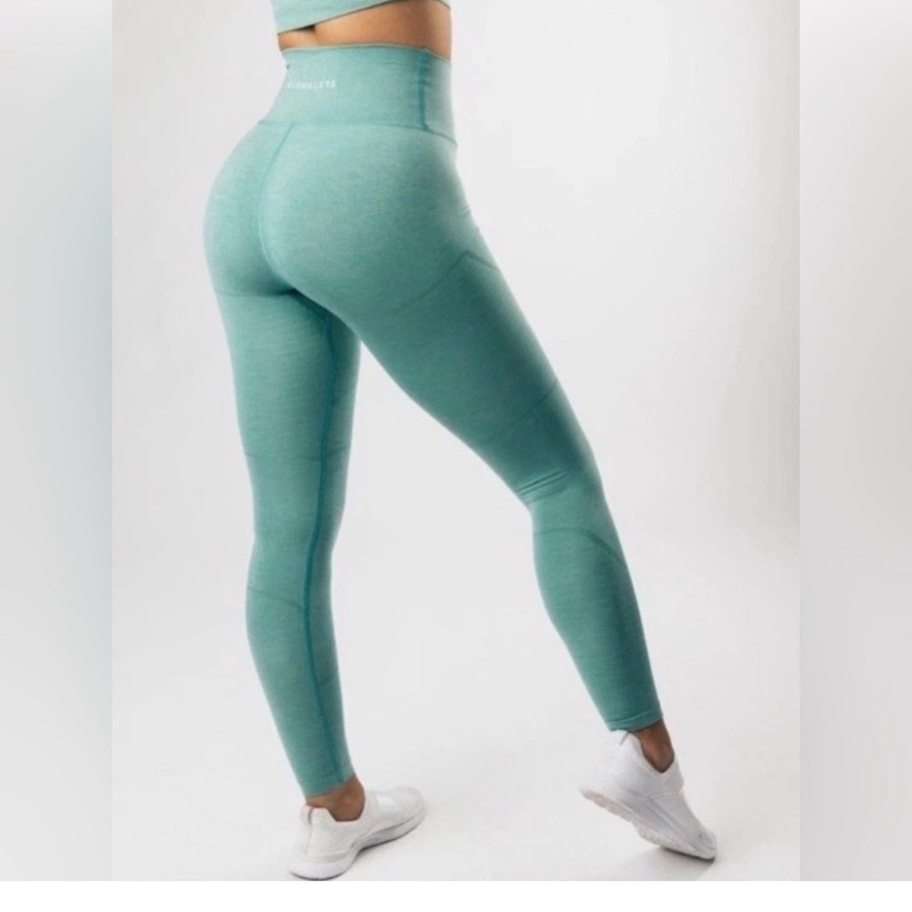 Stylish Seafoam High-Rise Leggings